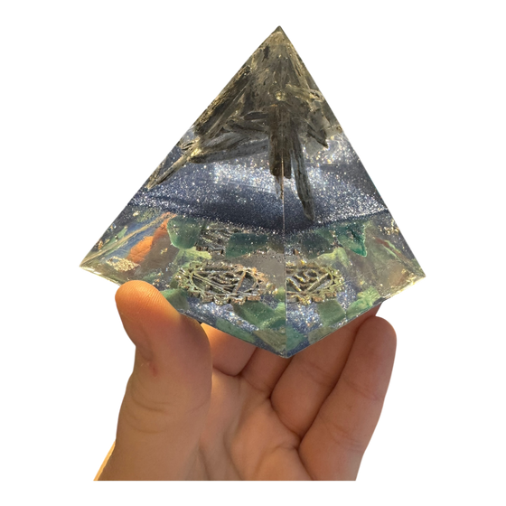 Chakra Orgone Generator Pyramid