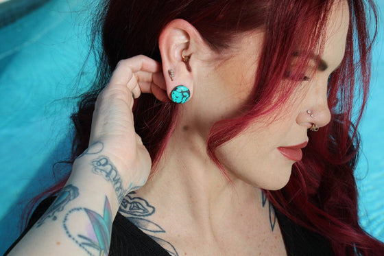 Turquoise Howlite Plugs – Double Flare Natural Stone Gauges