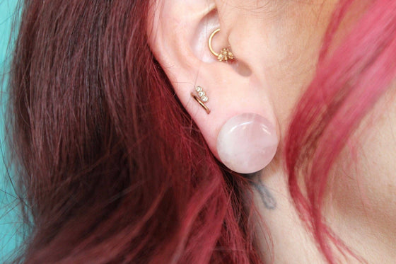 Rose Quartz Plugs – Double Flare Natural Stone Gauges